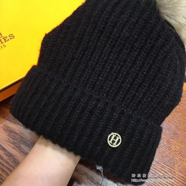 愛馬仕HERMES 秋冬新款 時尚爆款狐狸毛球羊絨帽 LLWJ8715